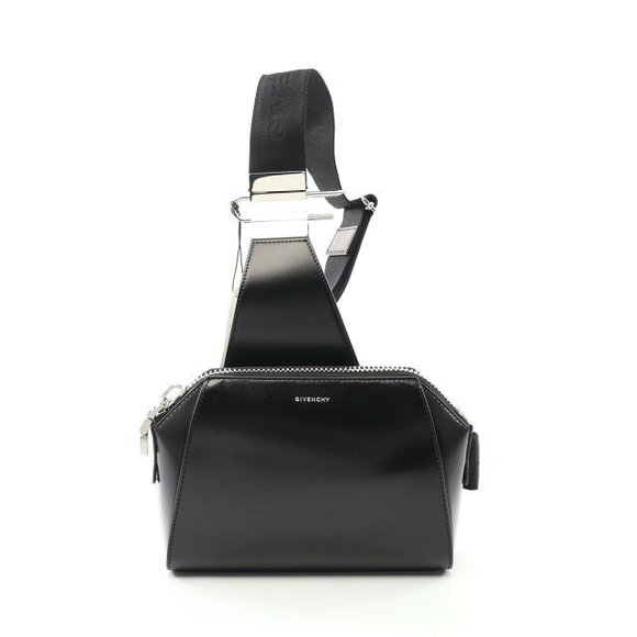 Givenchy Antigona U Bag Waist Body Leather Black - Picture 1 of 5